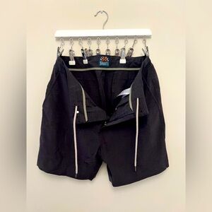 Faherty Men’s All-day board short - size 32.